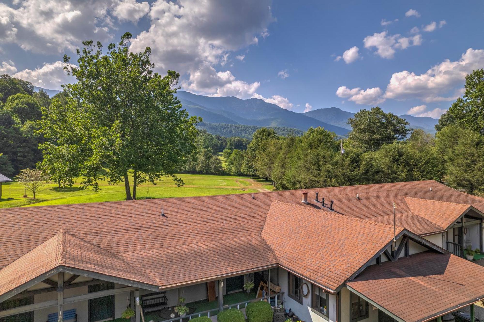 Lodge At Mount Mitchell Busick 외부 사진